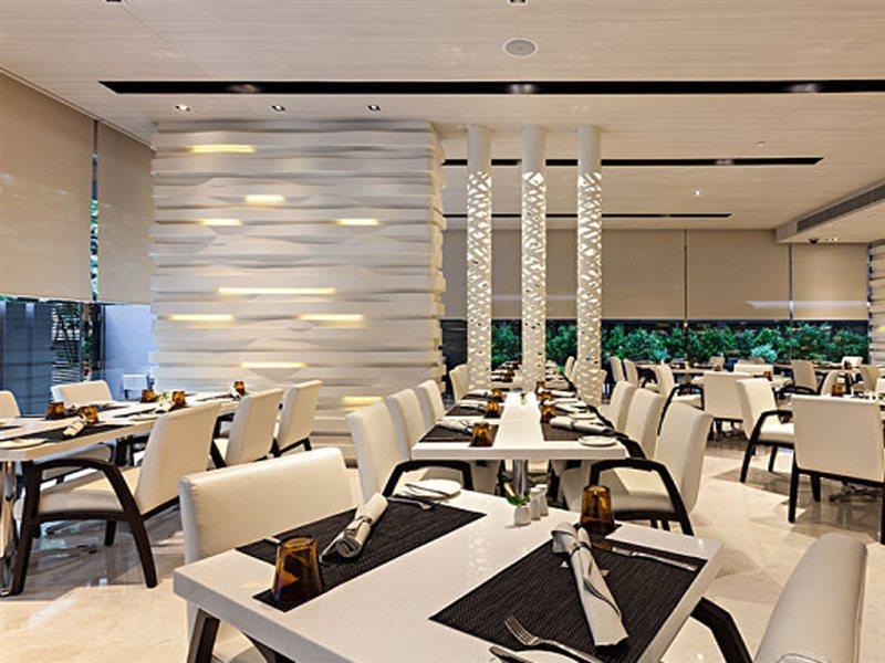 Hyatt Place Bangkok Sukhumvit 1 Buitenkant foto