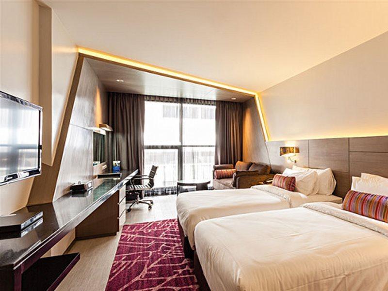 Hyatt Place Bangkok Sukhumvit 1 Buitenkant foto