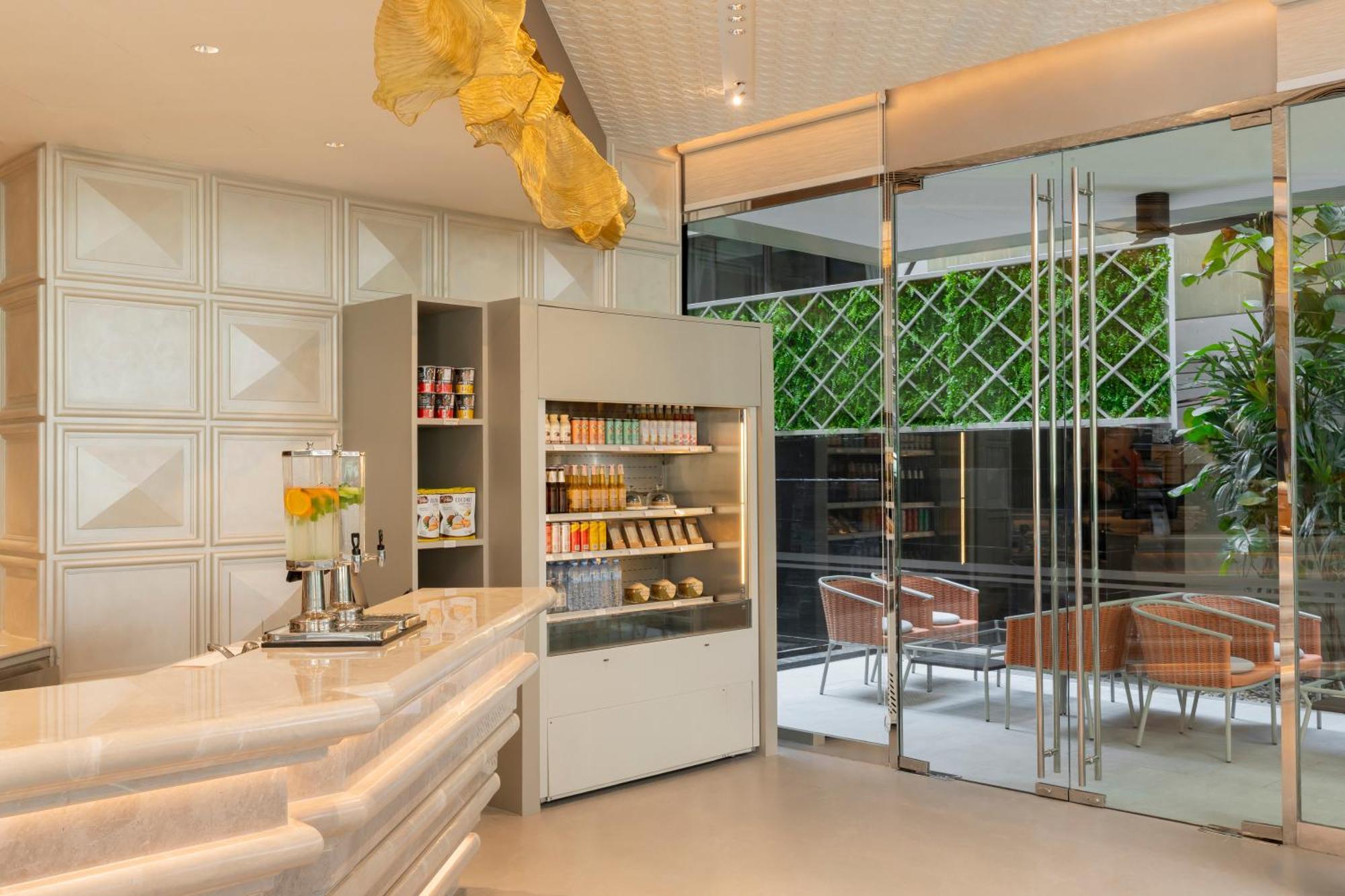 Hyatt Place Bangkok Sukhumvit 1 Buitenkant foto